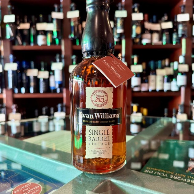 EVAN WILLIAMS SINGLE BARREL VINTAGE 2013 BOURBON WHISKY